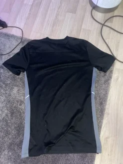 Clearance Nike Dri-fit paita