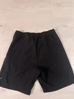 Sale Nike pyöräilyshortsit