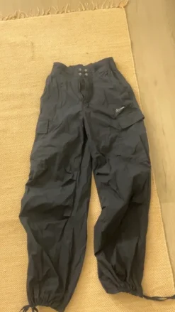 Discount Nike Reisitaskuhousut