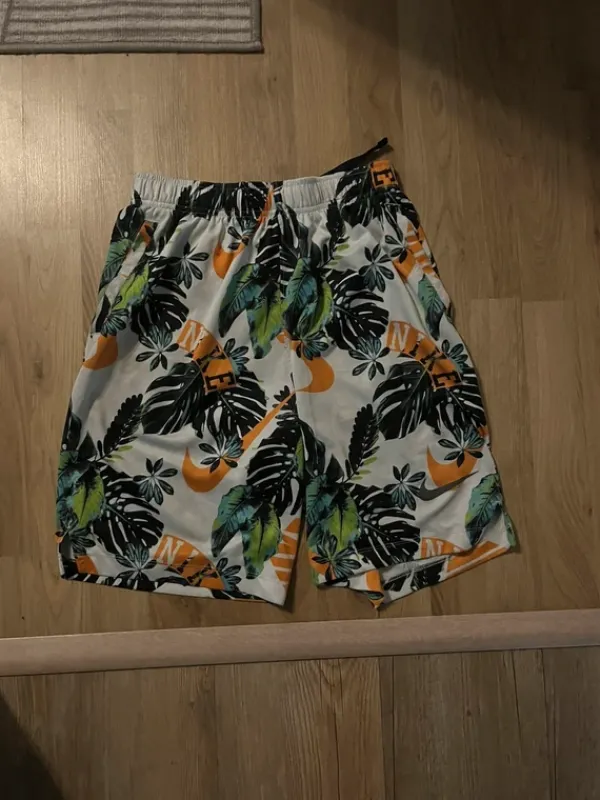 Clearance Nike shorts