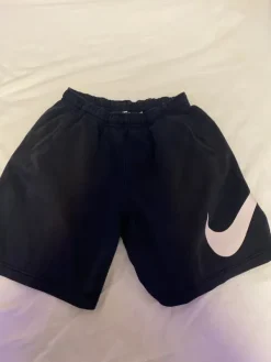 Clearance Nike shortsit