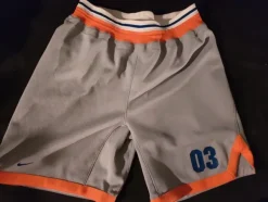 Online Nike shortsit M