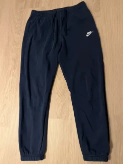 Nike Sportswear Cuffed pants