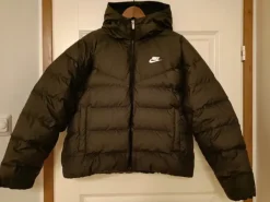 New Nike storm-fit takki