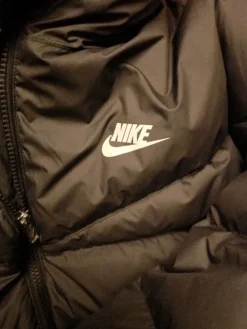 New Nike storm-fit takki