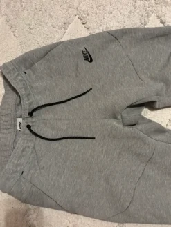 Sale Nike tech housut