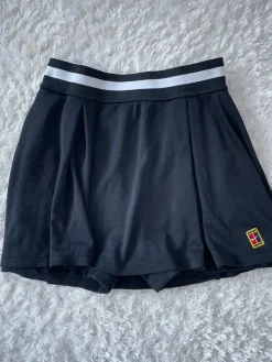 Hot Nike tennis skirt size S