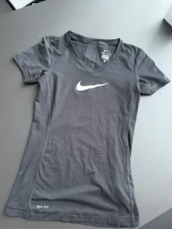 Best Nike treenipaita