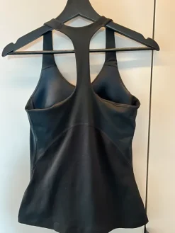 Best Nike treenitoppi