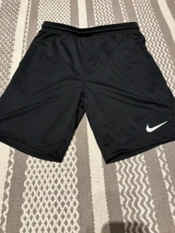 New Nike urheilushortsit
