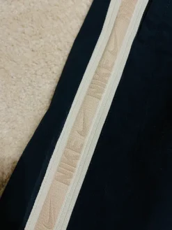 New Nike verkkahousut