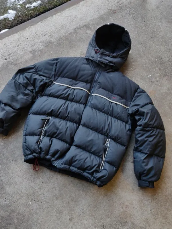 Sale Nike vintage 00s puffer jacket