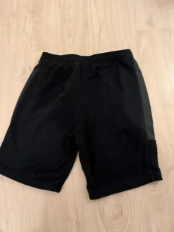 Clearance Niken shortsit