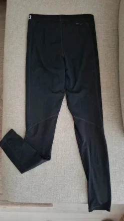 Nike n urheilutrikoot