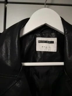 New Noisymay nahkatakki