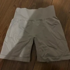 Clearance NVGTN Shortsit