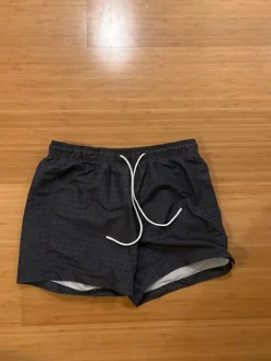 Online H&M Nye badeshorts fra