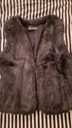 Online OAKWOOD karvaliivi S