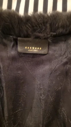 Online OAKWOOD karvaliivi S