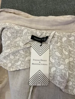 Online Bershka Ohut linen paita