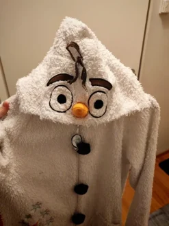 Online Love to Lounge Olaf-haalari