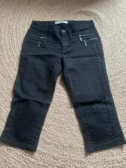 Online ONLY caprit M