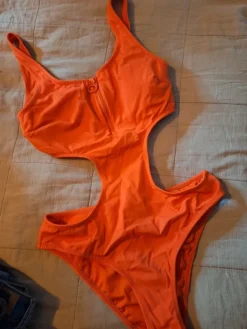 Online Oranssi uimapuku