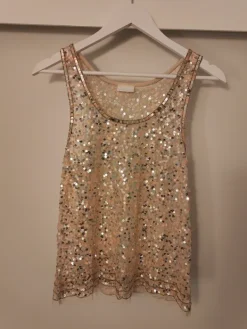 Hot Vila Paljettitoppi