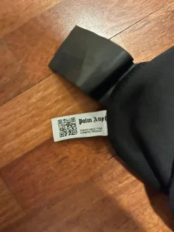 Outlet Palm Angles track bottom