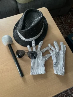 Clearance Outfit Party