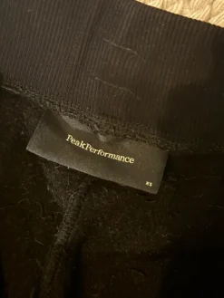 Clearance Peak Performance housut