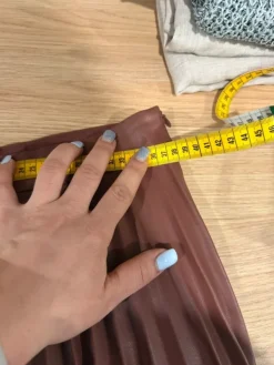 Sale Pehmeä nahkahame