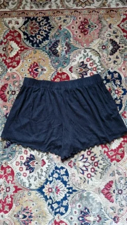 Primark Pehmeät ja joustavat minishortsit