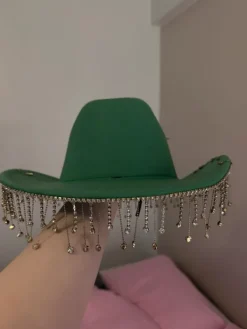 Hot ei brändiä Penkkari asu