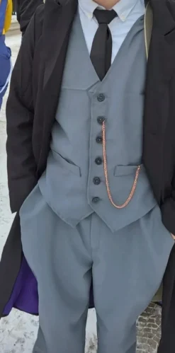 Outlet partyking Penkkariasu naamiaisasu