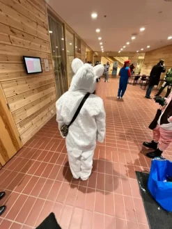 Discount Penkkariasu valkoinen karhu