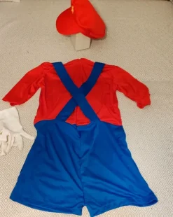 Sale Penkkariasu/Naamiaispuku