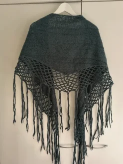 Outlet Petroolin värinen huivi