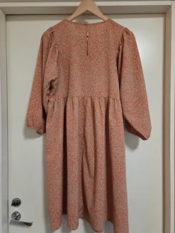 Outlet Pieces äitiysmekko