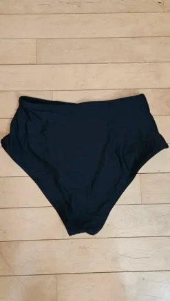 Clearance Stadium Pikinien alaosa