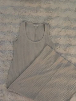 Sale H&M Mama Pitkä mekko