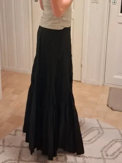 Best Seppala Pitkä leveähelmainen hame koko 38