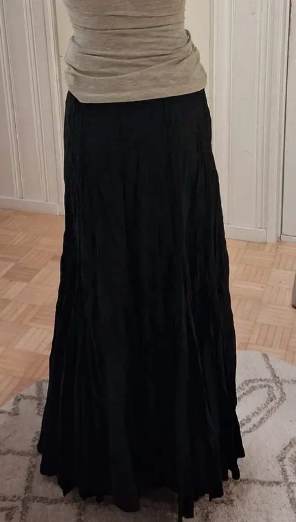 Best Seppala Pitkä leveähelmainen hame koko 38