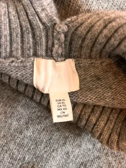 Best Pitkä neulepaita