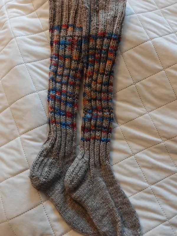 New Pitkät villasukat 38