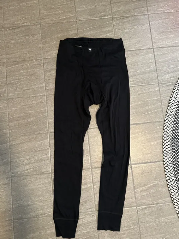 Clearance Black Horse Pitkätkalsarit