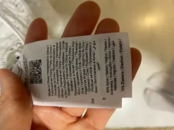 New Pieces Pitsipaita