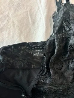 Outlet FB Sister pitsitoppi