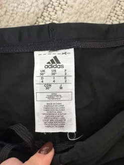 Discount adidas plaukimo sortai