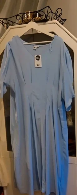 Discount Pola plus vaaleansininen mekko koko 56-58